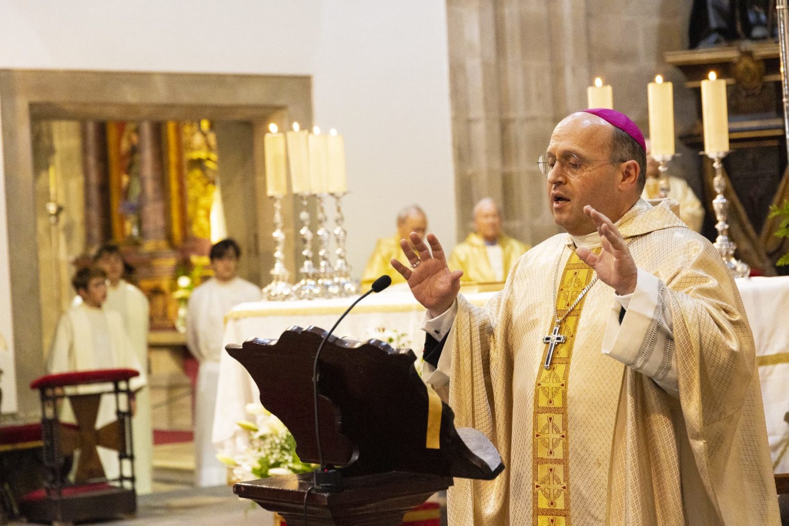Monseñor Francisco Prieto recuerda que tenemos que ser “Eucaristía en ...