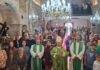 Encuentro del arzobispo con la comunidad parroquial Santa Baia de Araño en Rianxo