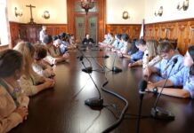 Los scouts de Galicia y Portugal presentan al arzobispo de Santiago, en el marco del Proyecto Nortada, sus iniciativas en torno al Camino
